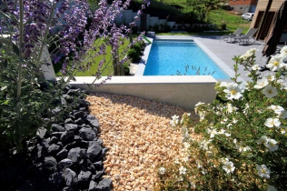 Projekt ogrodu jest tak samo ważny jak projekt domu: kamień w ogrodzie